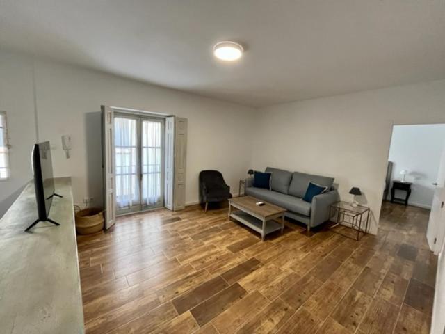 Ti2 Duplex Con Terraza Privada, 120 Metros De La Catedral Leilighet Sevilla Eksteriør bilde